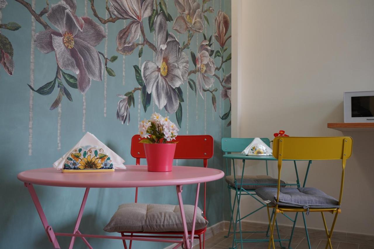 Frebi's - Couette-café *