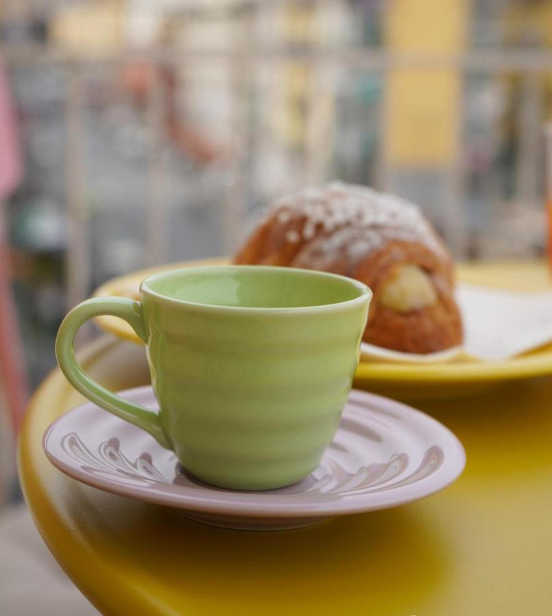 Frebi's - Couette-café *