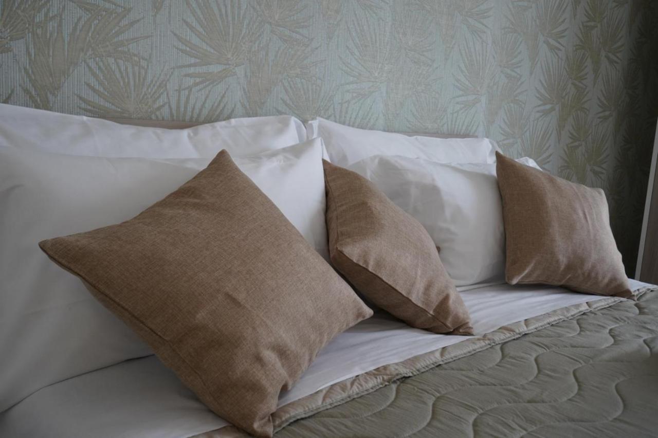 Bed & Breakfast Frebi's - Naples