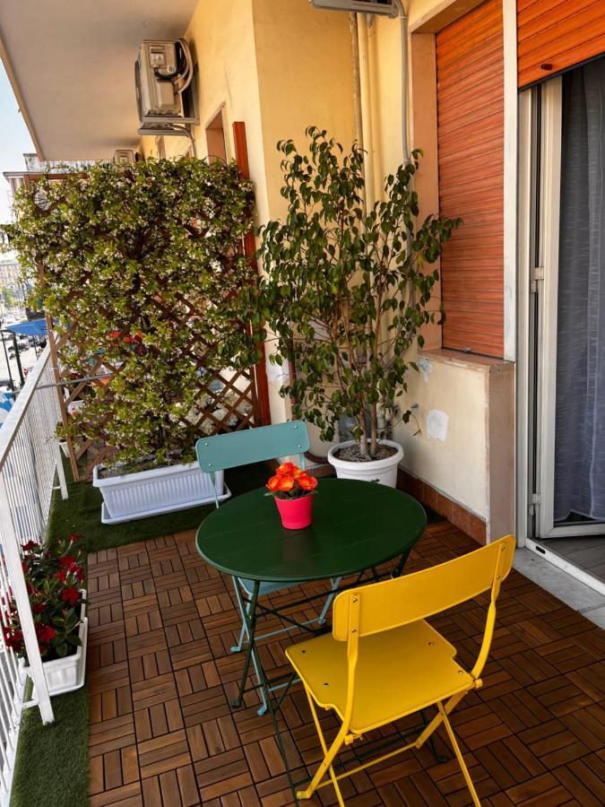 Frebi's - * Naples